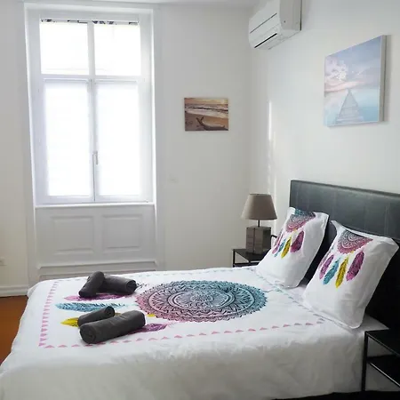 Avenue De La Paix - L'exclusif *