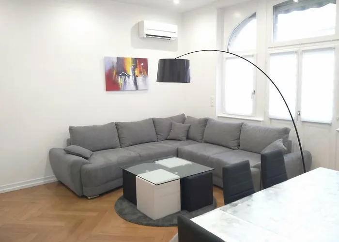 Avenue De La Paix - L'exclusif *