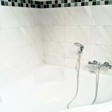 Avenue De La Paix - L'exclusif